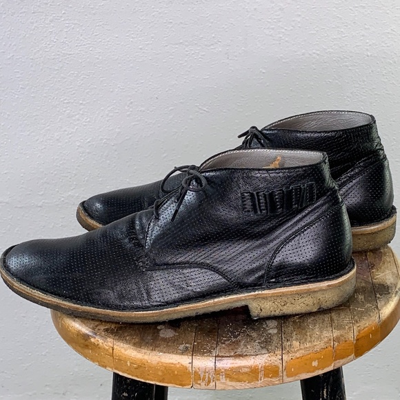 Marc Jacobs perforated leather lace up chukka boot